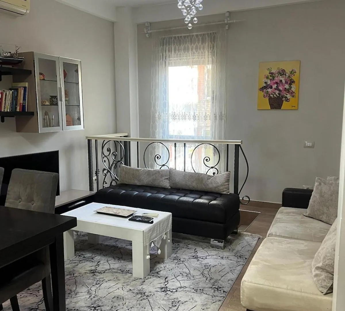Duplex Cane Apartment Τίρανα